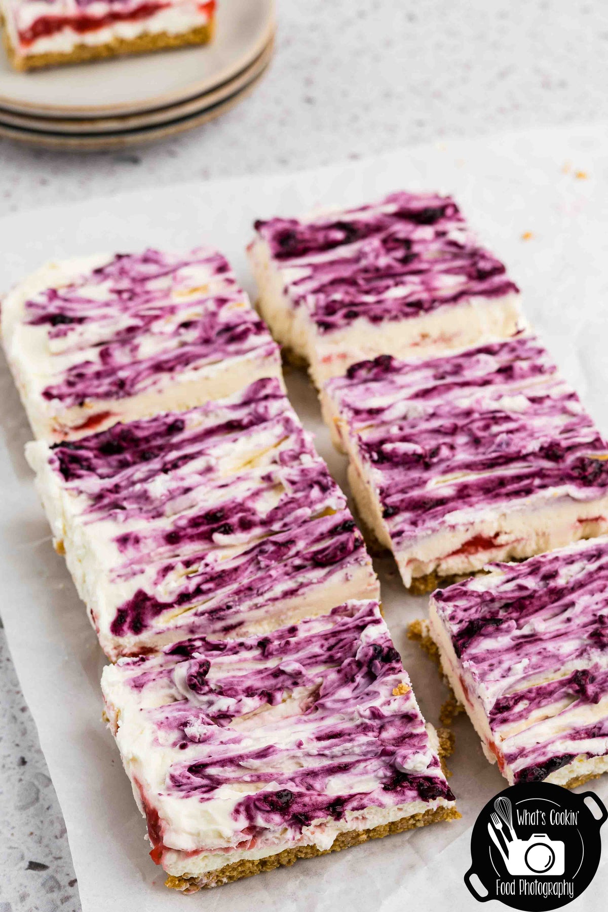 Blueberry and Strawberry Cheesecake Bars (No Bake)