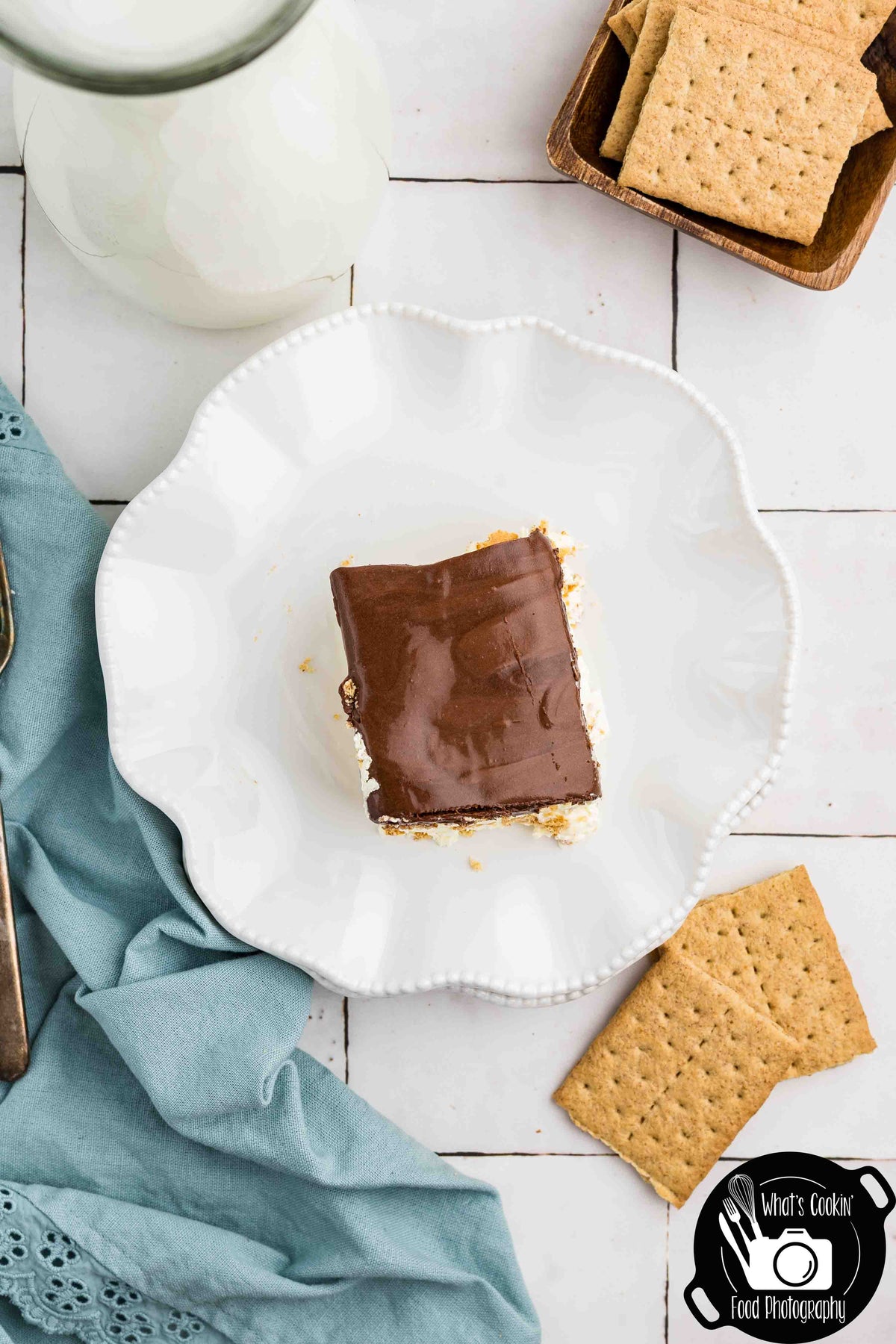 No Bake Chocolate Eclair Cake